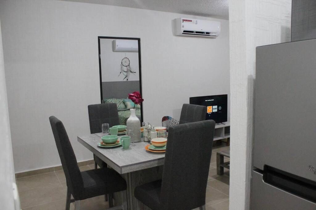 Depa De Playa C/Alberca Cerca De La 5A Avenida Apartment Playa del Carmen Luaran gambar